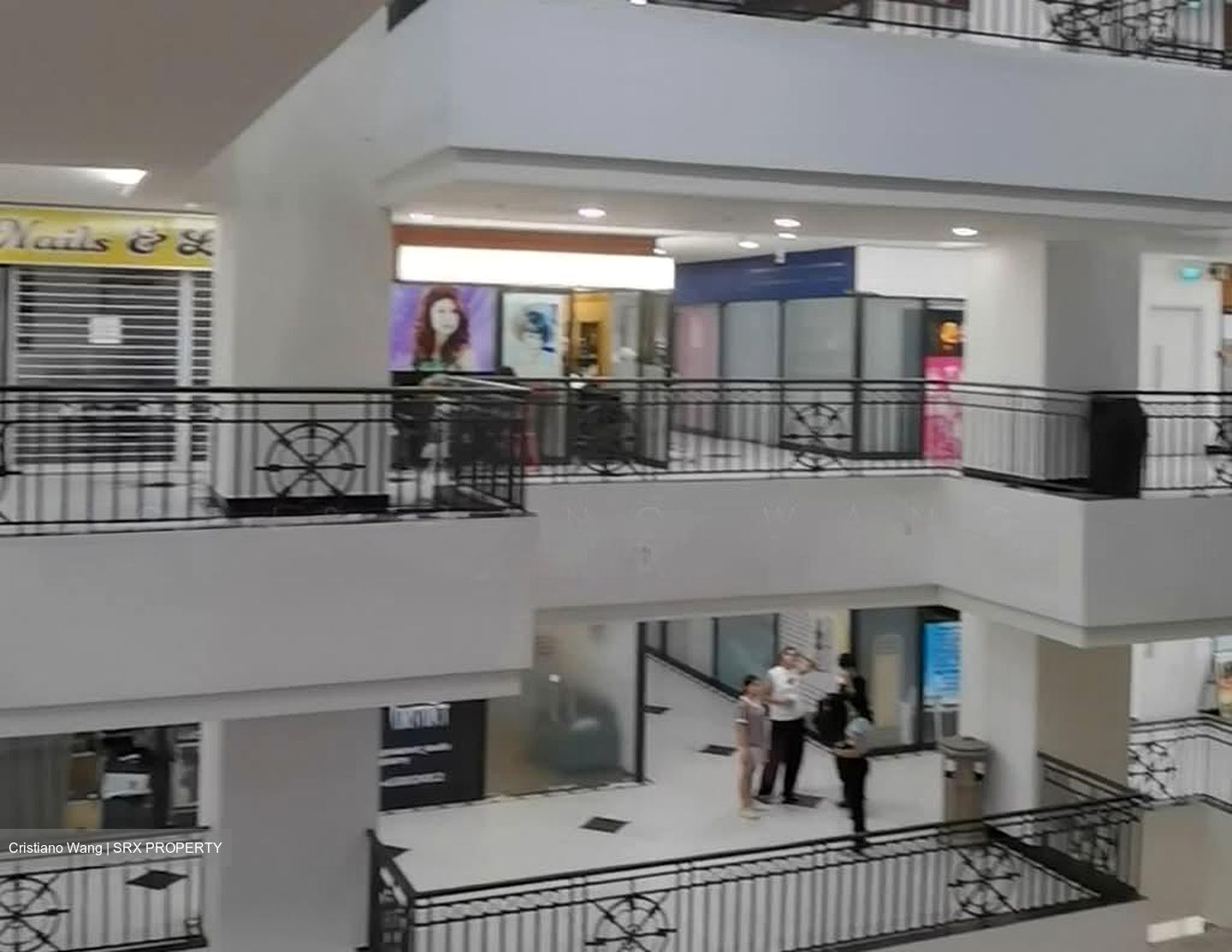 Parklane Shopping Mall (D7), Retail #586598521